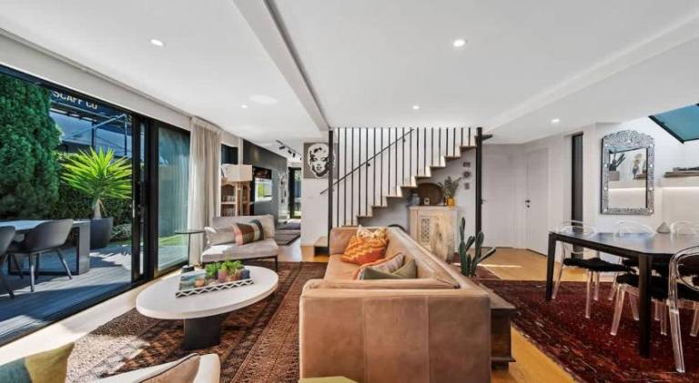 190 m&sup2; Ferienhaus
