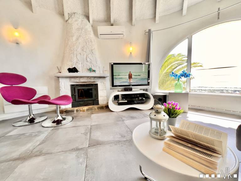 Villa with barbecue, patio & garden — photo 4