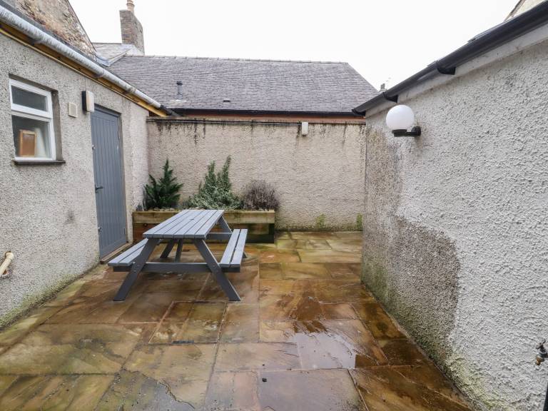 Cottage with yard in Cockermouth