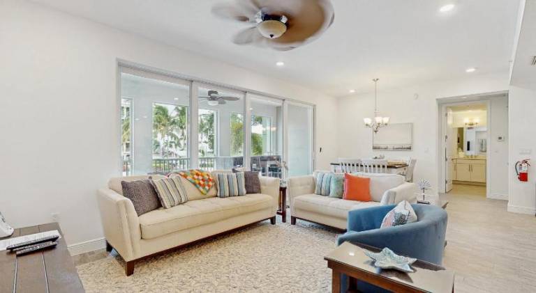 Charming holiday apartment with pool & jacuzzi | Pet-friendly in Bradenton, FL