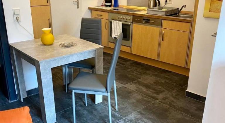 Holiday apartment with 2 rooms for 4 persons — photo 2