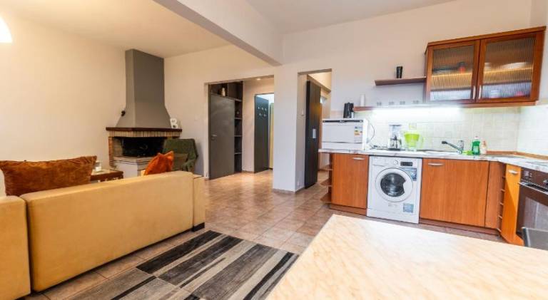 Apartment with pool | Near Alexander Nevsky Cathedral in Sofia