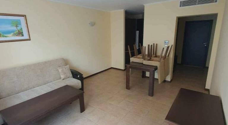 Specious apartment near beautiful beach Pomorie — photo 2