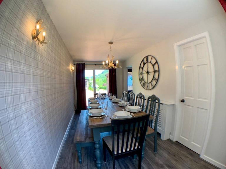 Stunning Lochside Lodge at the Foot of The Cobbler — photo 5