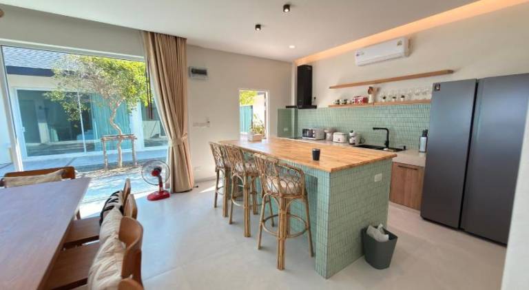 Wind Haus Beachfront Villa — photo 5