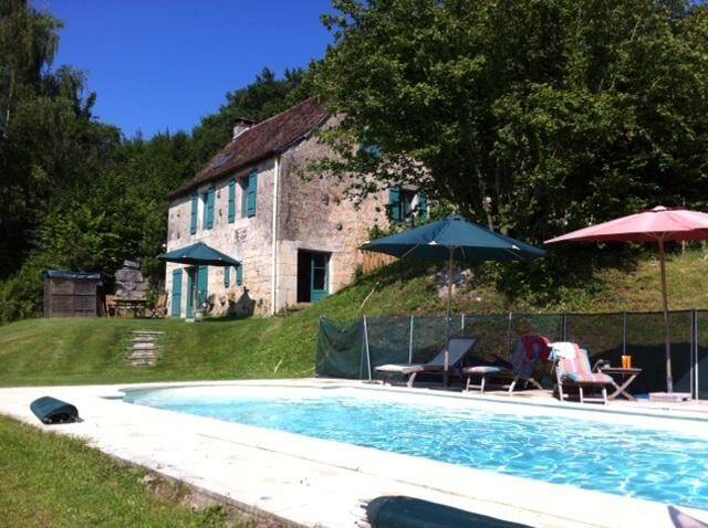 95 M² House ∙ 3 Bedrooms ∙ 5 Guests - Aquitaine