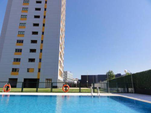Rental apartment with pool, garden & patio in Madrid