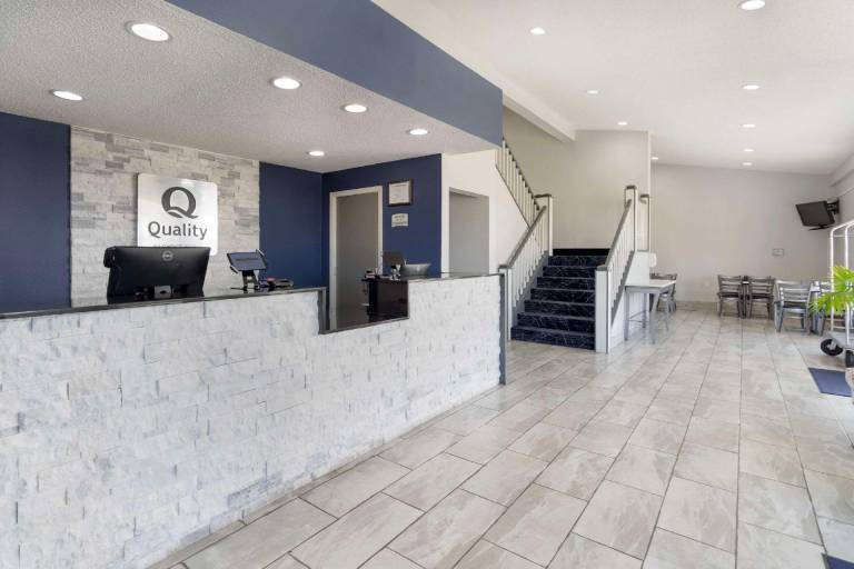 Quality Inn & Suites Bloomington University Area — photo 5