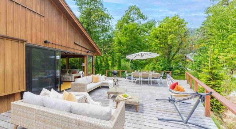 Villa with hot tub — photo 4