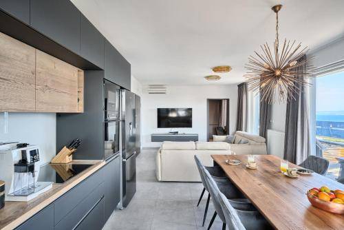 Liberty Living Apartments Znjan Beach — photo 3