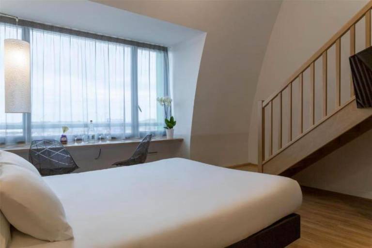 Sure Hotel by Best Western Dijon Sud in Chenove