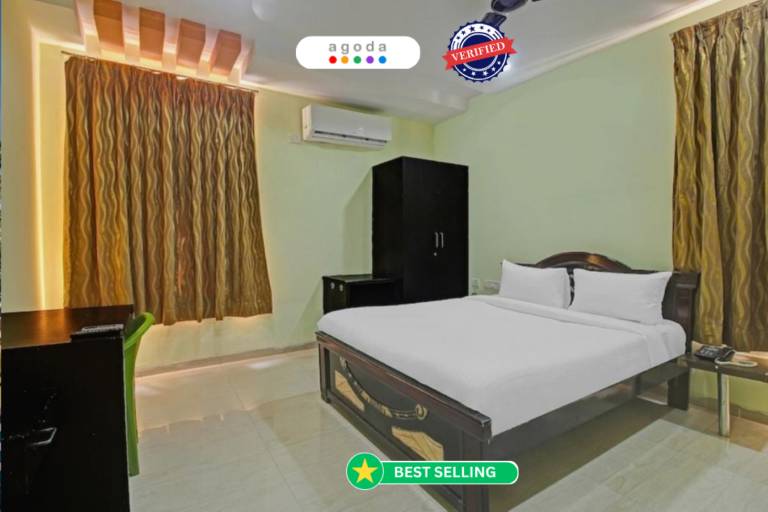 Goroomgo LA GRACE Suit Bhubaneshwar in Bhubaneshwar