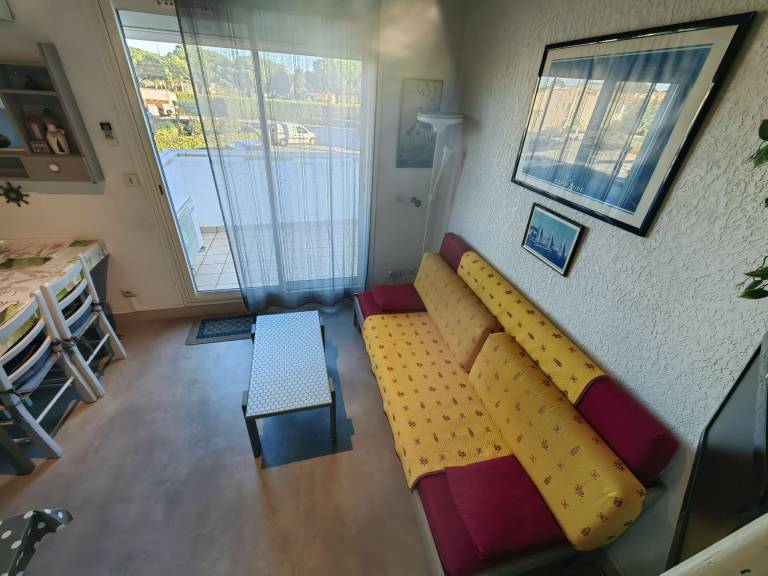 Rental apartment with 2 rooms for 5 persons — photo 5