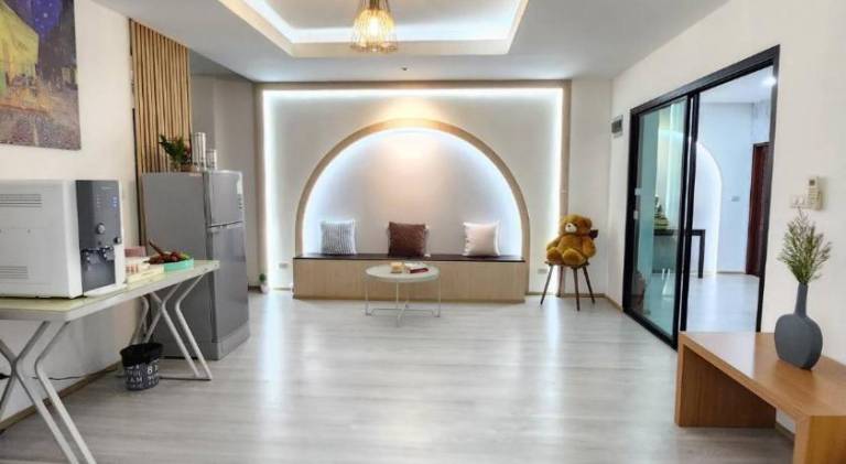 Serviced apartment with terrace | Pets allowed — photo 3