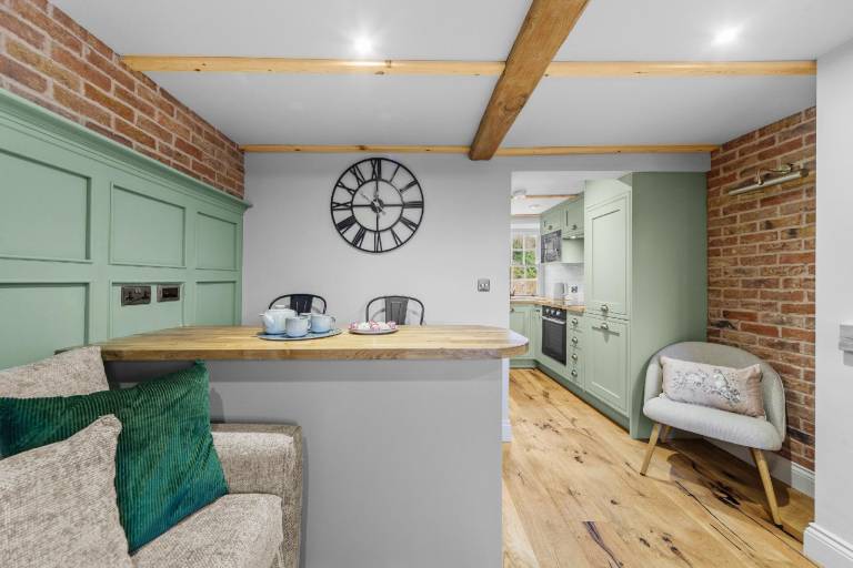 Tilly's Cosy Cottage Retreats - Castle Cottage — photo 3