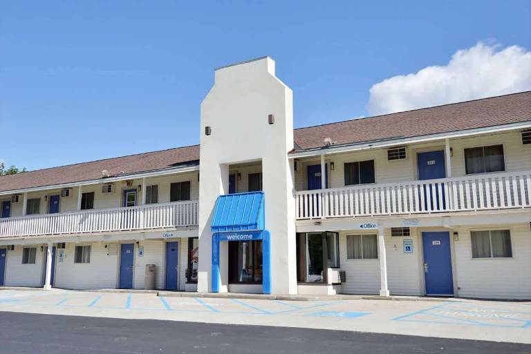 Travelodge by Wyndham Brattleboro VT — photo 4