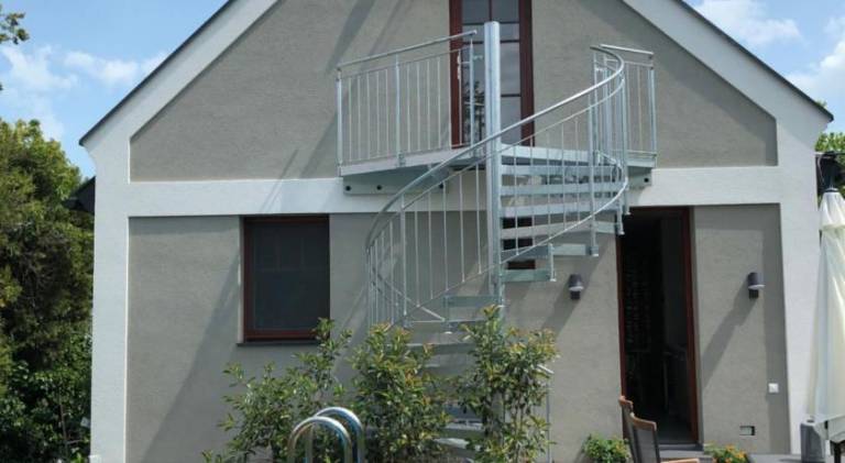 Villa with terrace, yard & private pool — photo 5