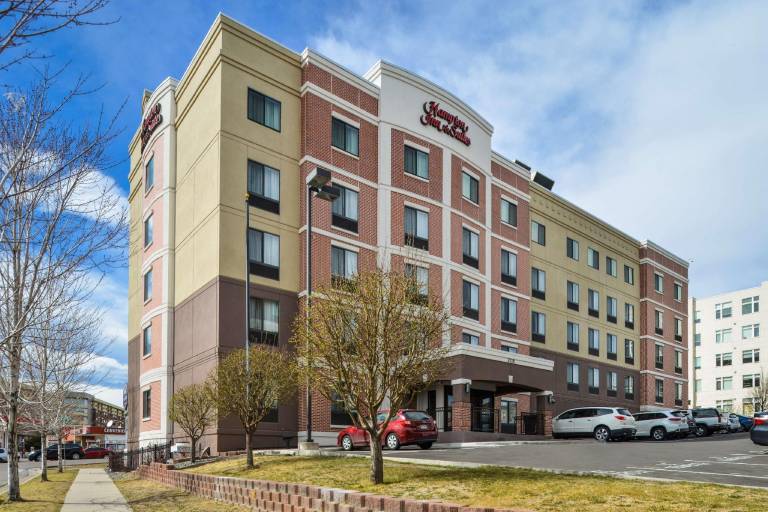 Hampton Inn & Suites Denver-Speer Boulevard in Denver, CO