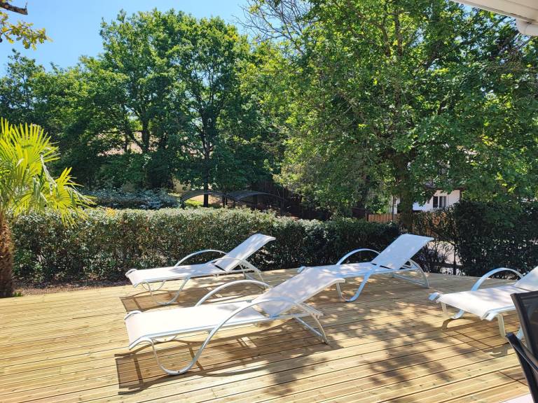 Villa with yard, terrace & barbecue — photo 5