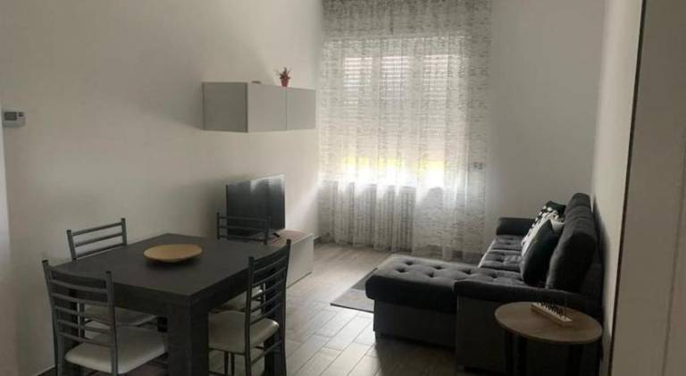 Apartment with 1 room for 4 persons in Somma Lombardo