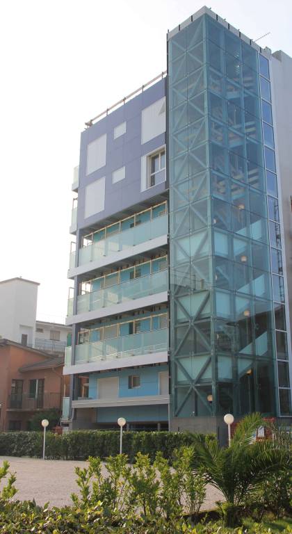 Holiday apartment with terrace — photo 2