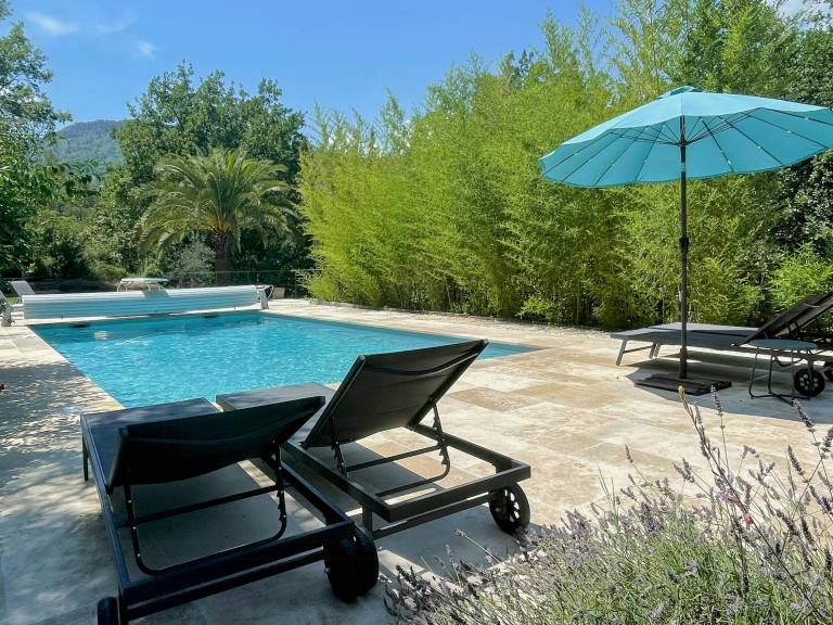 Vacation home with grill, private pool & terrace — photo 2