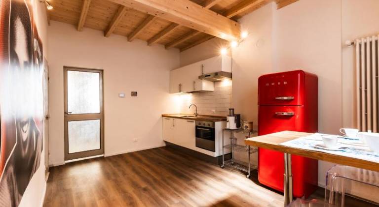 Holiday apartment with patio — photo 2