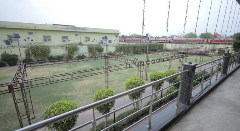 Hotel Mukund Dham-Near Mathura Railway Station — photo 4
