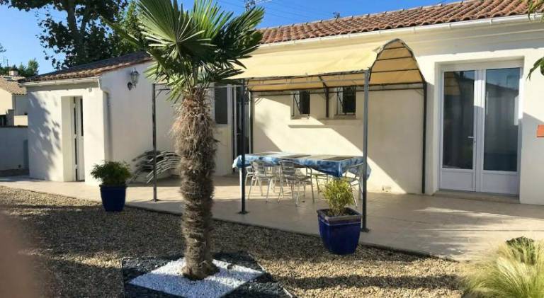 Wonderful vacation home with terrace, garden & grill | Next to the beach | Pets are welcome — photo 3