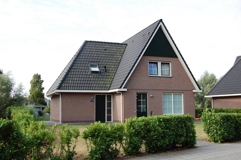 Villa Makkum