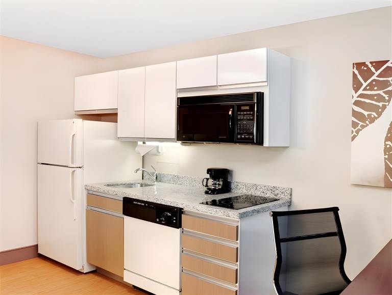 MainStay Suites Chicago Schaumburg — photo 4