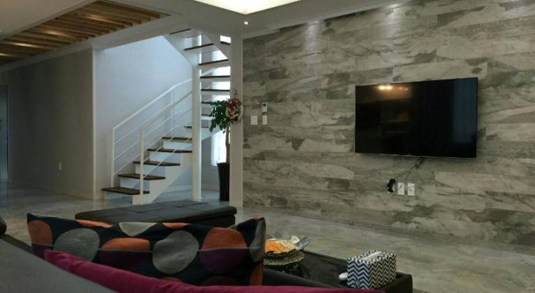 165 m&sup2; Ferienhaus