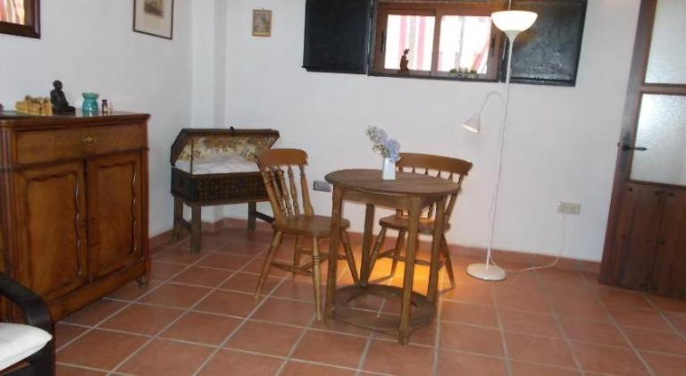 House with pool, BBQ & terrace — photo 4