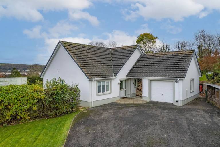 House  Llansteffan