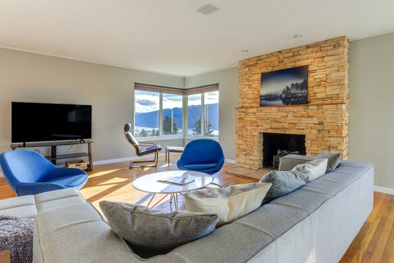 House White Salmon