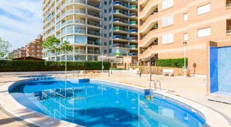 Holiday apartment with hot tub & pool — photo 3
