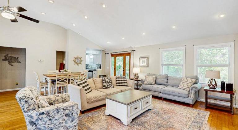 Vacation home with 1 room for 6 persons in Kill Devil Hills, NC