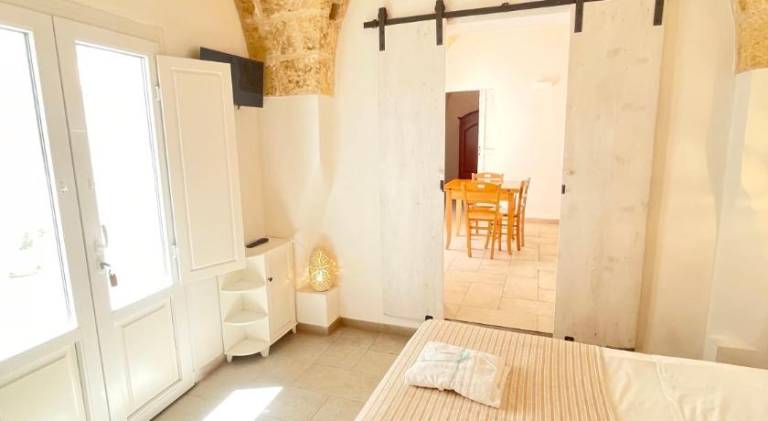 Serviced apartment with barbecue & terrace in Ugento