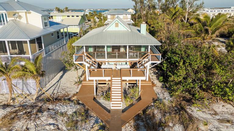 House  Little Gasparilla Island
