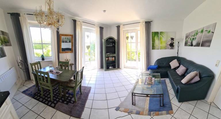 Holiday apartment with patio — photo 4