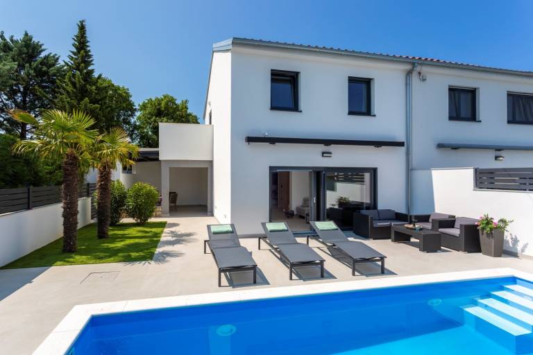 Vila  Omišalj