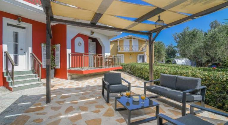 Villa with garden, private pool & grill | Suitable for remote work | Pet-friendly in Zakynthos