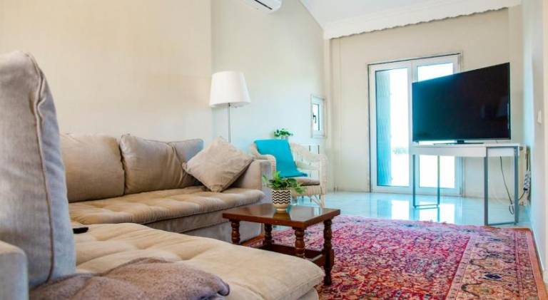 Rental apartment with garden, private pool & patio | Perfect for remote work — photo 2