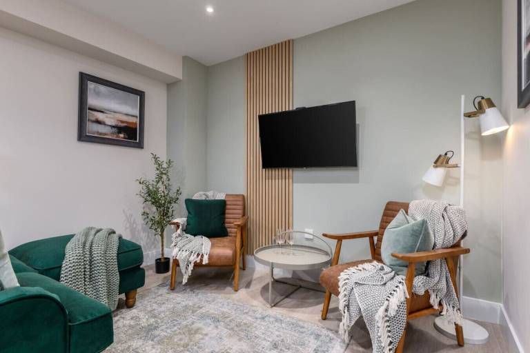 Condo Stirling