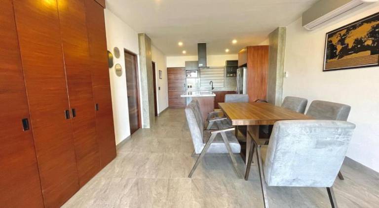 Apartment with jacuzzi & pool — photo 5