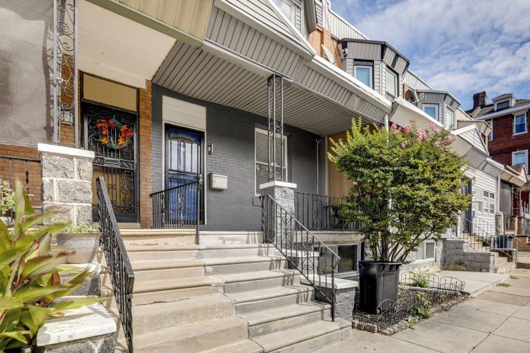 House  Cobbs Creek