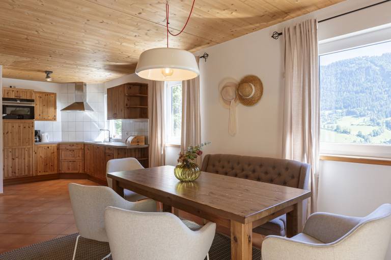 Charming chalet with sauna, pool & garden | Next to the ski | Dogs allowed — photo 2