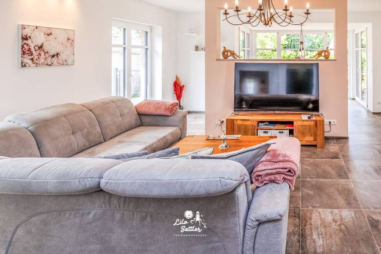 TOP Ferienhaus, Neubau, zentral, für bis zu 8 Personen + Hund — photo 2