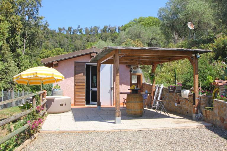 Wonderful rental with garden, hot tub & grill | Panoramic view | Pets are welcome — photo 3