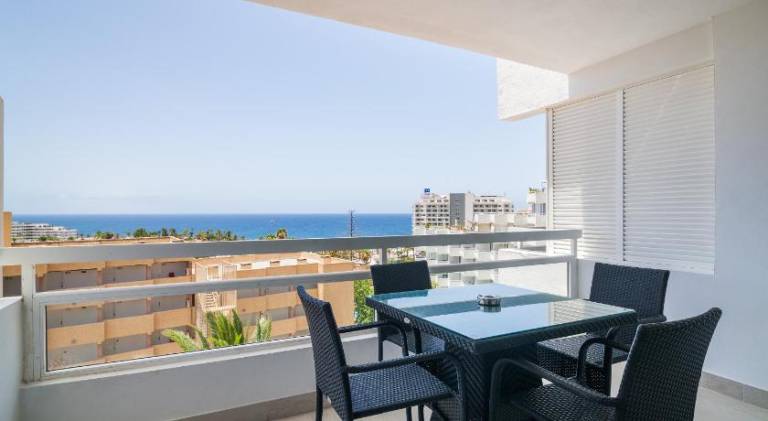 Beautiful apartment with private pool & patio | Beach nearby | Pets are welcome — photo 5